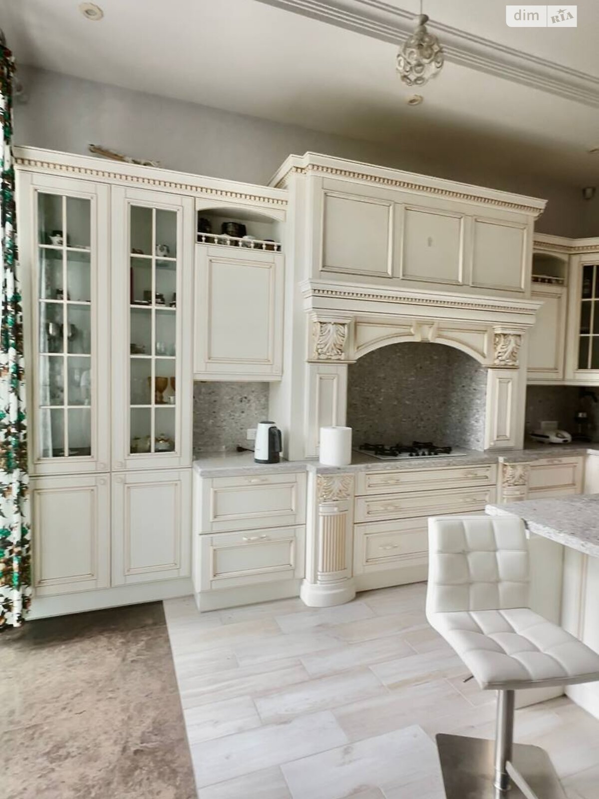 двопроверховий будинок, 280 кв. м, цегла. Здається помісячно в Одесі, в районі undefined фото 1