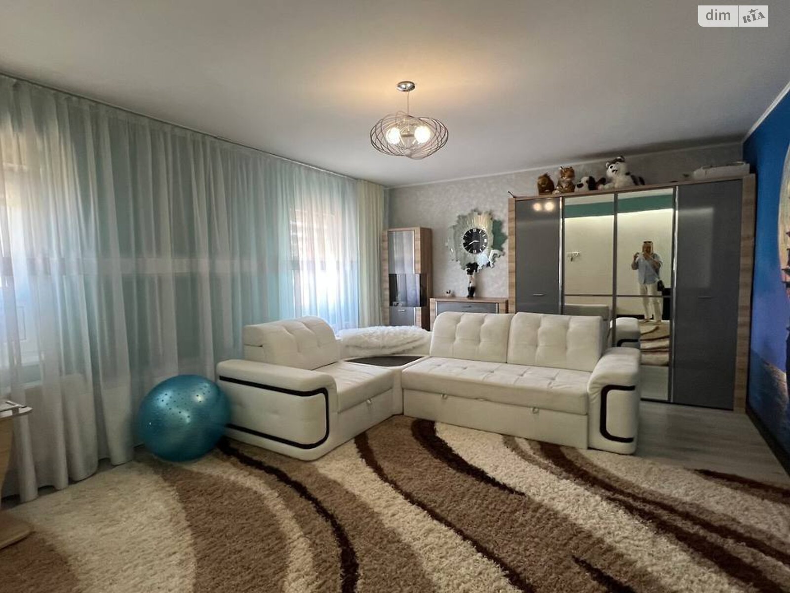 триповерховий будинок з гаражем, 119.9 кв. м, цегла. Здається помісячно в Одесі, в районі undefined фото 1 трипроверховий будинок з гаражем, 119.9 кв. м, цегла. Здається помісячно в Одесі, в районі undefined фото 1