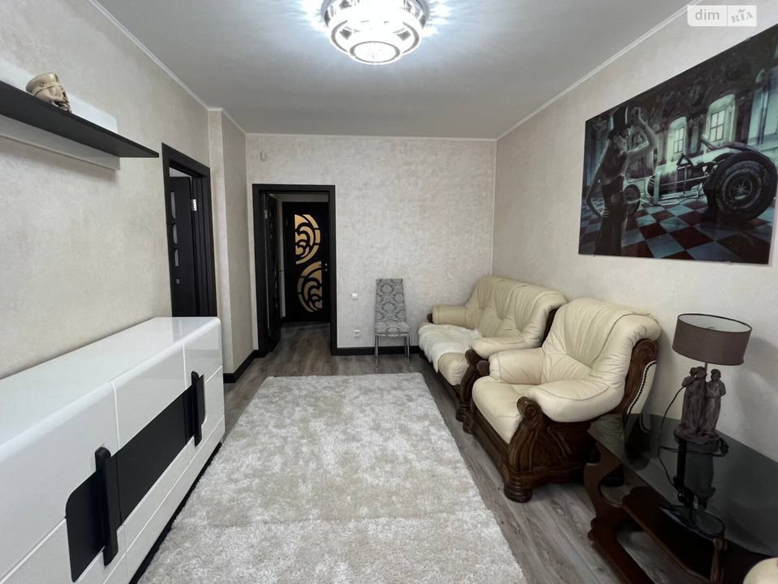 триповерховий будинок з гаражем, 119.9 кв. м, цегла. Здається помісячно в Одесі, в районі undefined фото 1 трипроверховий будинок з гаражем, 119.9 кв. м, цегла. Здається помісячно в Одесі, в районі undefined фото 1