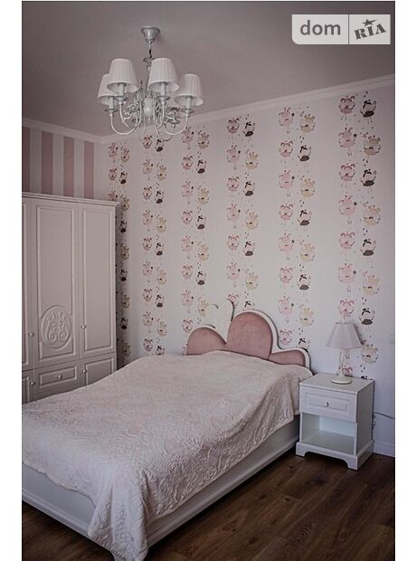 трехэтажный дом, 200 кв. м, кирпич. Сдается помесячно в Одессе, в районе Киевский фото 1 трехэтажный дом, 200 кв. м, кирпич. Сдается помесячно в Одессе, в районе Киевский фото 1