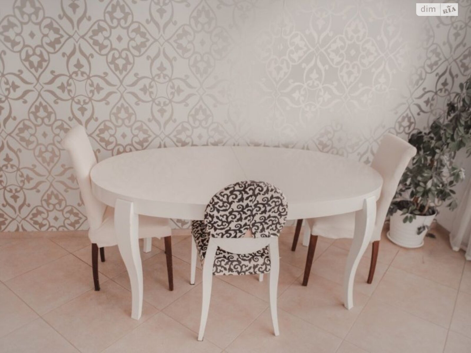 двоповерховий будинок з гаражем, 350 кв. м, цегла. Здається помісячно в Одесі фото 1