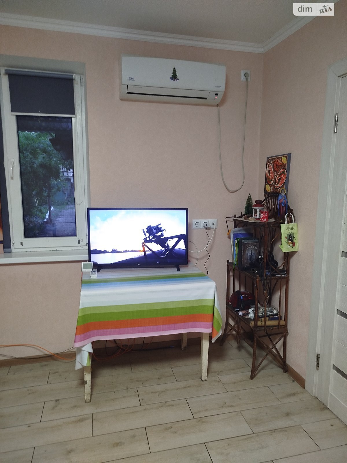 одноэтажный дом, 50 кв. м, кирпич. Сдается помесячно в Одессе, в районе Ланжерон фото 1 одноэтажный дом, 50 кв. м, кирпич. Сдается помесячно в Одессе, в районе Ланжерон фото 1