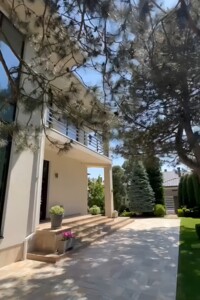 двоповерховий будинок з верандою, 450 кв. м, цегла. Здається помісячно в Фонтанці фото 2