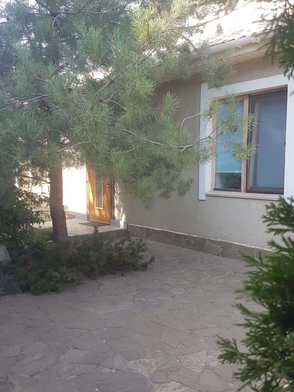 одноэтажный дом, 100 кв. м, кирпич. Сдается помесячно в Одессе, в районе Пересыпский фото 1