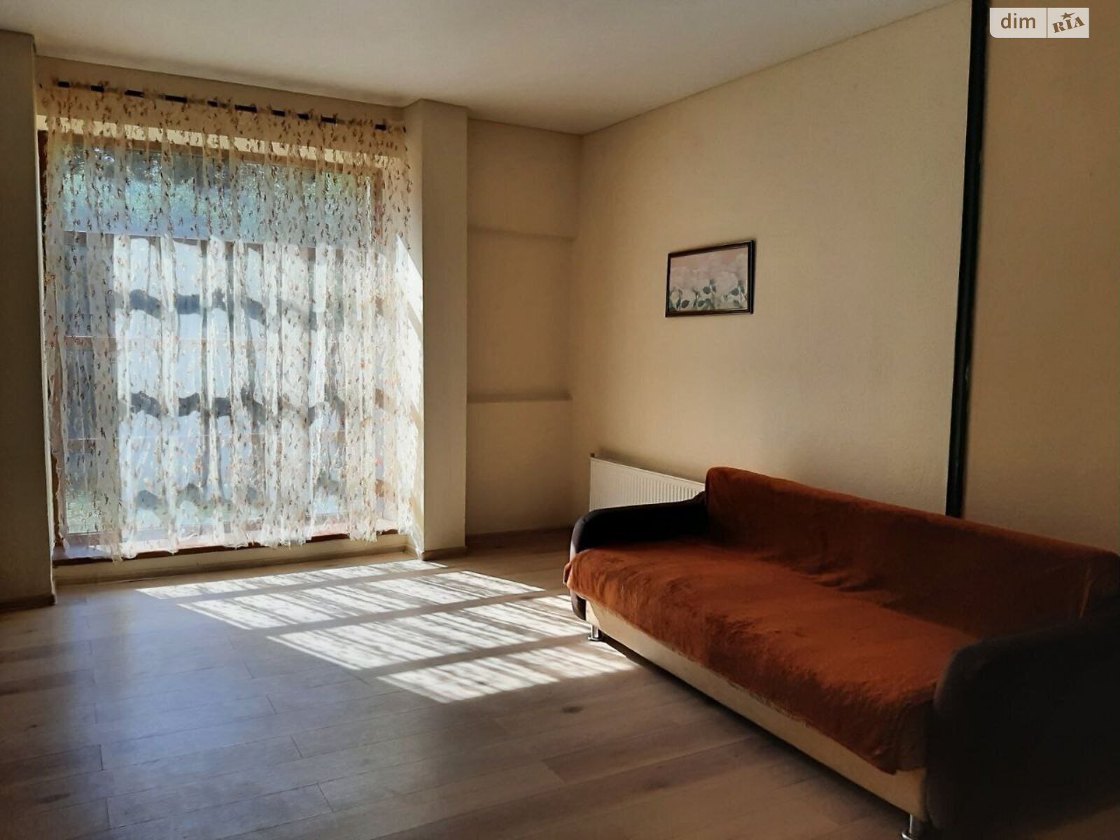 двоповерховий будинок з гаражем, 220 кв. м, цегла. Здається помісячно в Одесі, в районі Містечко Котовського фото 1 двопроверховий будинок з гаражем, 220 кв. м, цегла. Здається помісячно в Одесі, в районі Містечко Котовського фото 1
