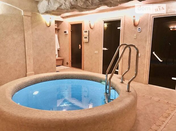 двухэтажный дом с камином, 800 кв. м, кирпич. Сдается помесячно в Одессе, в районе Приморский фото 1 двухэтажный дом с камином, 800 кв. м, кирпич. Сдается помесячно в Одессе, в районе Приморский фото 1