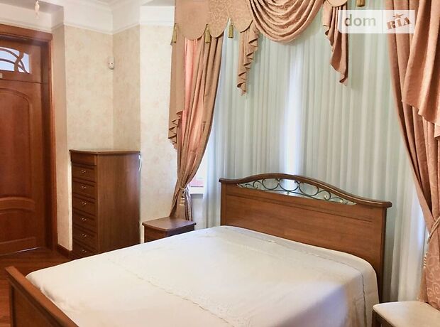 двухэтажный дом с камином, 800 кв. м, кирпич. Сдается помесячно в Одессе, в районе Приморский фото 1 двухэтажный дом с камином, 800 кв. м, кирпич. Сдается помесячно в Одессе, в районе Приморский фото 1
