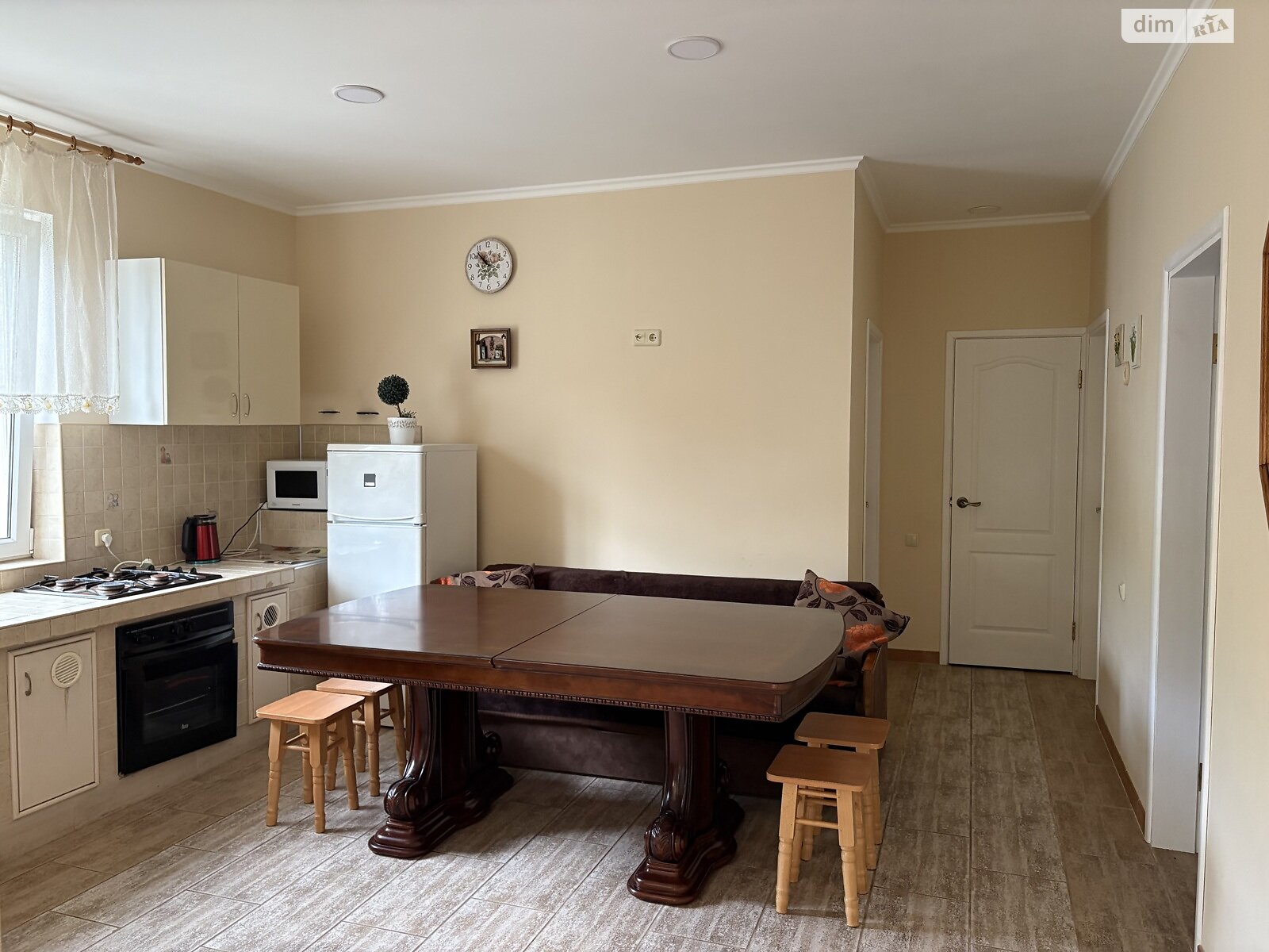 одноэтажный дом, 63.8 кв. м, пеноблок. Сдается помесячно в Одессе, в районе Приморский фото 1 одноэтажный дом, 63.8 кв. м, пеноблок. Сдается помесячно в Одессе, в районе Приморский фото 1