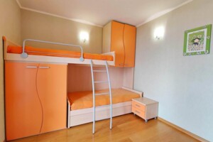 двухэтажный дом с балконом, 140 кв. м, кирпич. Сдается помесячно в Одессе, в районе Совиньон фото 2