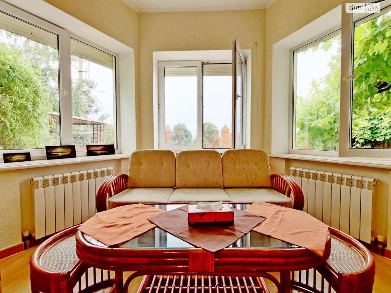 двухэтажный дом с балконом, 140 кв. м, кирпич. Сдается помесячно в Одессе, в районе Совиньон фото 1