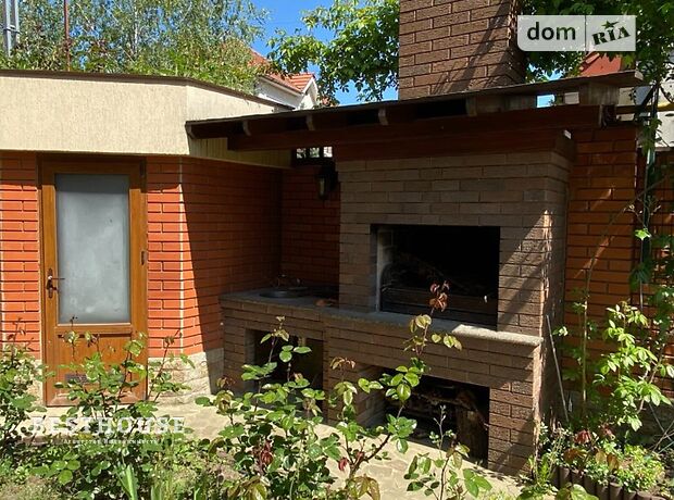 двоповерховий будинок з каміном, 400 кв. м, цегла. Здається помісячно в Одесі, в районі Совіньйон фото 1 двопроверховий будинок з каміном, 400 кв. м, цегла. Здається помісячно в Одесі, в районі Совіньйон фото 1