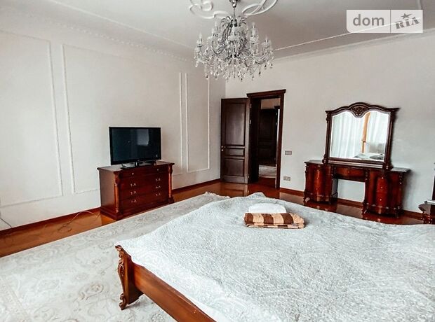 двухэтажный дом с камином, 300 кв. м, кирпич. Сдается помесячно в Одессе, в районе Совиньон фото 1 двухэтажный дом с камином, 300 кв. м, кирпич. Сдается помесячно в Одессе, в районе Совиньон фото 1
