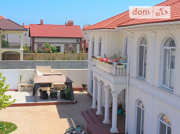 триповерховий будинок з балконом, 700 кв. м, цегла. Здається помісячно в Одесі, в районі Совіньйон фото 1 трипроверховий будинок з балконом, 700 кв. м, цегла. Здається помісячно в Одесі, в районі Совіньйон фото 1