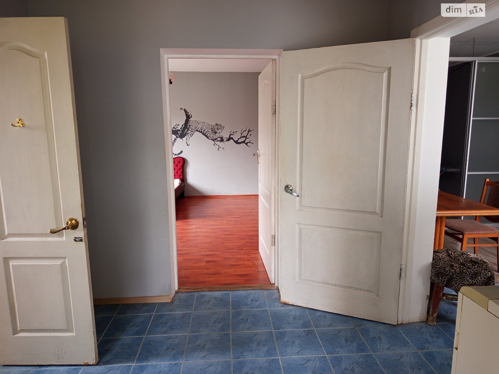 одноэтажный дом с гаражом, 63 кв. м, кирпич. Сдается помесячно в Одессе, в районе Средний Фонтан фото 1 одноэтажный дом с гаражом, 63 кв. м, кирпич. Сдается помесячно в Одессе, в районе Средний Фонтан фото 1