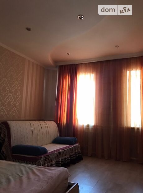 одноэтажный дом с ремонтом, 110 кв. м, кирпич. Сдается помесячно в Одессе, в районе Суворовский фото 1 одноэтажный дом с ремонтом, 110 кв. м, кирпич. Сдается помесячно в Одессе, в районе Суворовский фото 1