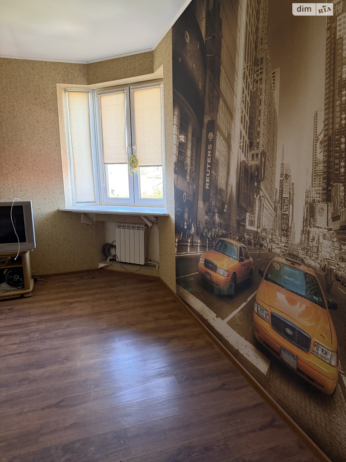 триповерховий будинок з балконом, 690 кв. м, цегла. Здається помісячно в Одесі, в районі Царське Село фото 1 трипроверховий будинок з балконом, 690 кв. м, цегла. Здається помісячно в Одесі, в районі Царське Село фото 1