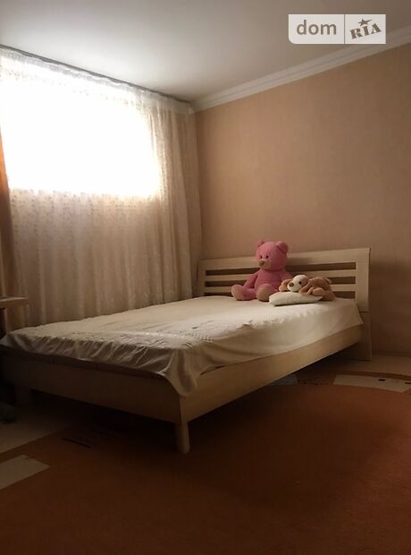 одноэтажный дом с ремонтом, 100 кв. м, кирпич. Сдается помесячно в Одессе, в районе Центр фото 1 одноэтажный дом с ремонтом, 100 кв. м, кирпич. Сдается помесячно в Одессе, в районе Центр фото 1