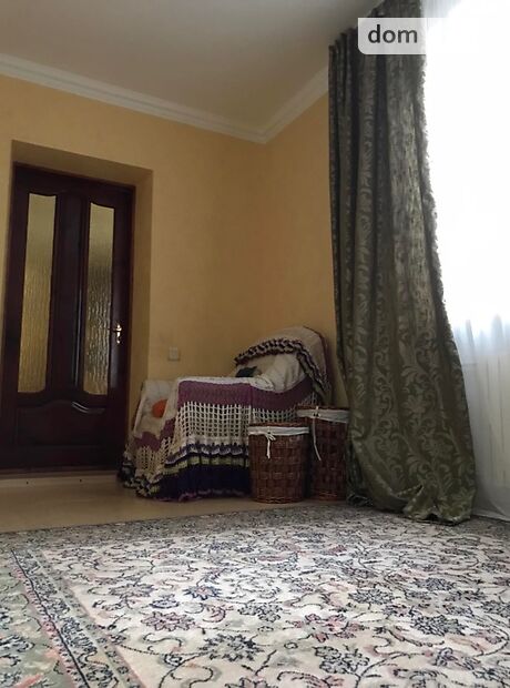 одноэтажный дом с ремонтом, 100 кв. м, кирпич. Сдается помесячно в Одессе, в районе Центр фото 1 одноэтажный дом с ремонтом, 100 кв. м, кирпич. Сдается помесячно в Одессе, в районе Центр фото 1