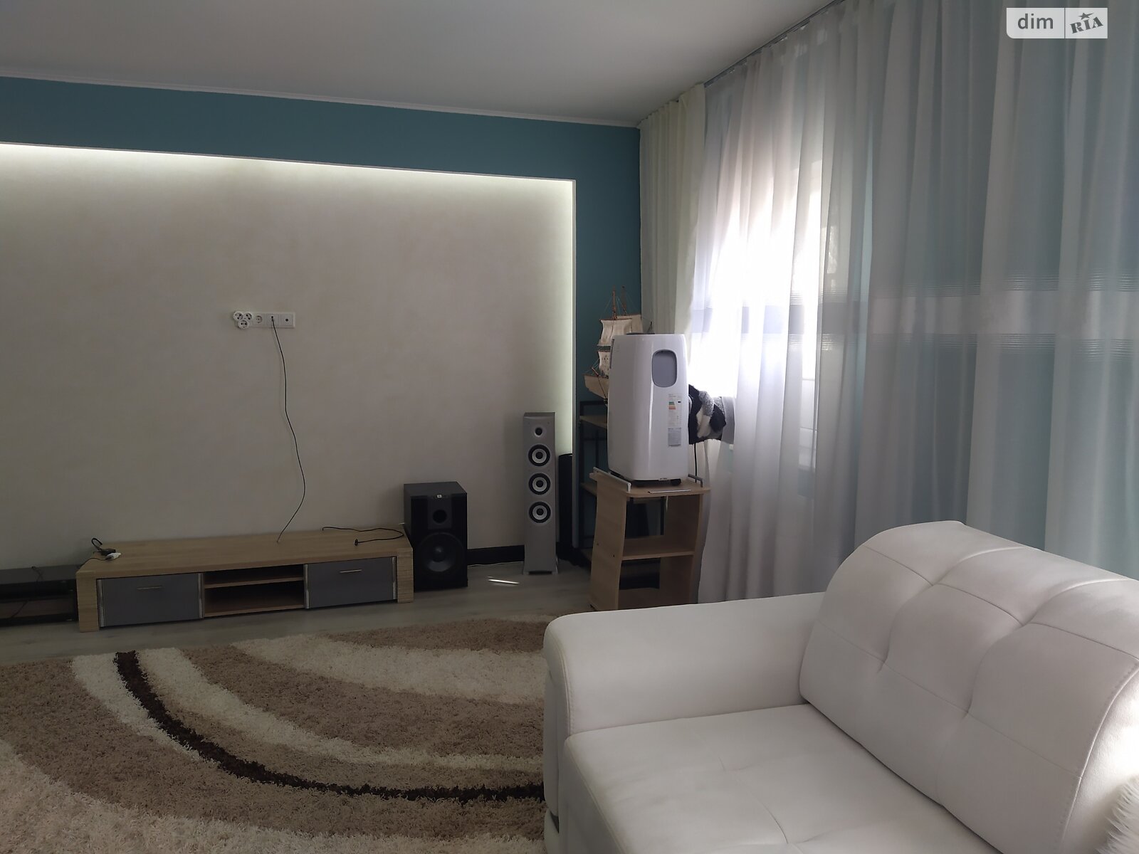 триповерховий будинок з гаражем, 124 кв. м, пінобетон. Здається помісячно в Одесі, в районі Вузівський фото 1 трипроверховий будинок з гаражем, 124 кв. м, пінобетон. Здається помісячно в Одесі, в районі Вузівський фото 1