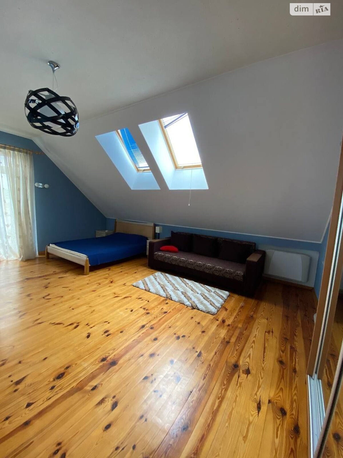 триповерховий будинок з верандою, 300 кв. м, цегла. Здається помісячно в Орлівщині фото 1 триповерховий будинок з верандою, 300 кв. м, цегла. Здається помісячно в Орлівщині фото 1