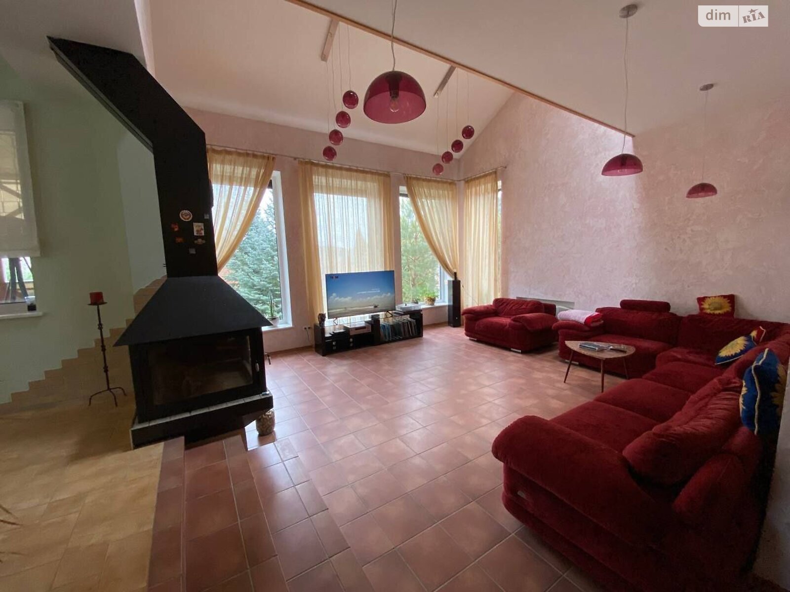 триповерховий будинок з верандою, 300 кв. м, цегла. Здається помісячно в Орлівщині фото 1 триповерховий будинок з верандою, 300 кв. м, цегла. Здається помісячно в Орлівщині фото 1