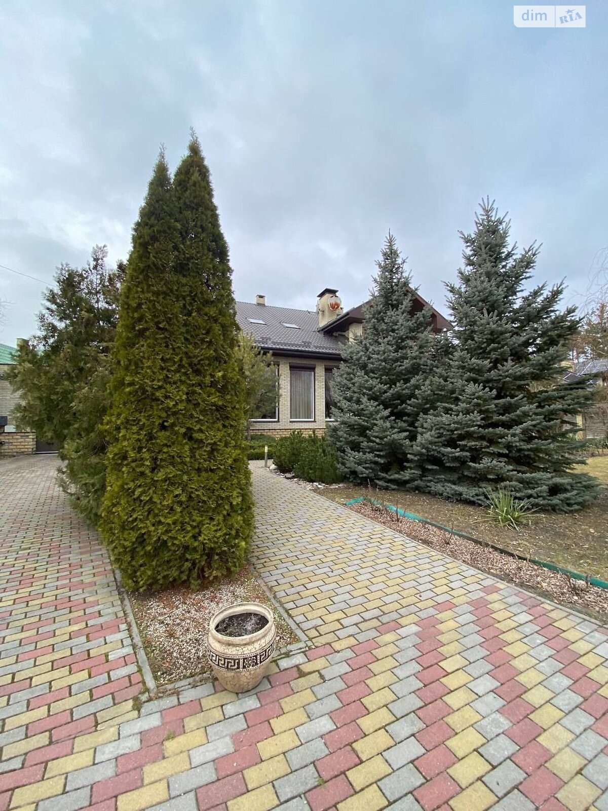 триповерховий будинок з верандою, 300 кв. м, цегла. Здається помісячно в Орлівщині фото 1 триповерховий будинок з верандою, 300 кв. м, цегла. Здається помісячно в Орлівщині фото 1