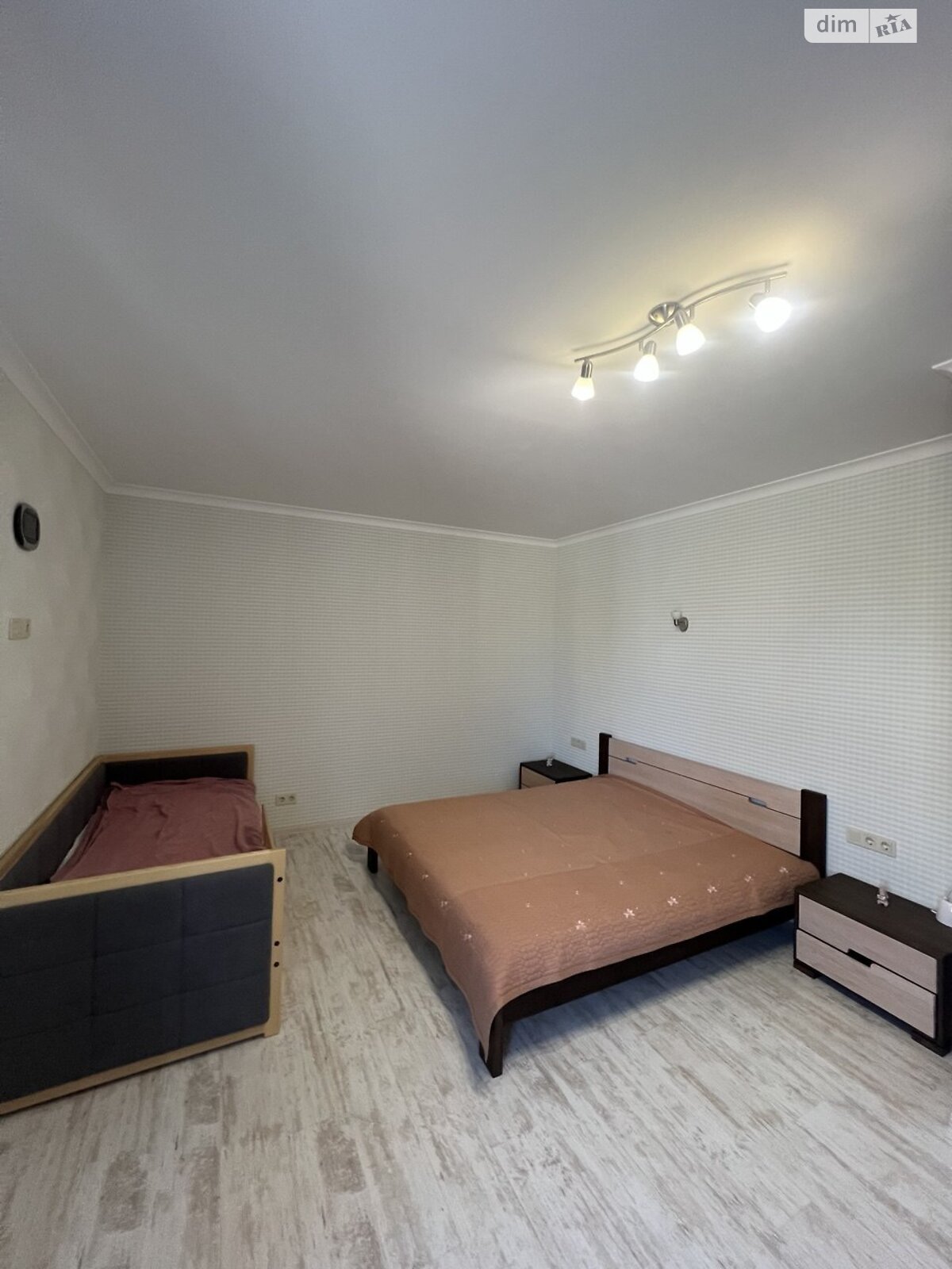 двоповерховий будинок, 210 кв. м, цегла. Здається помісячно в Осещині фото 1 двоповерховий будинок, 210 кв. м, цегла. Здається помісячно в Осещині фото 1