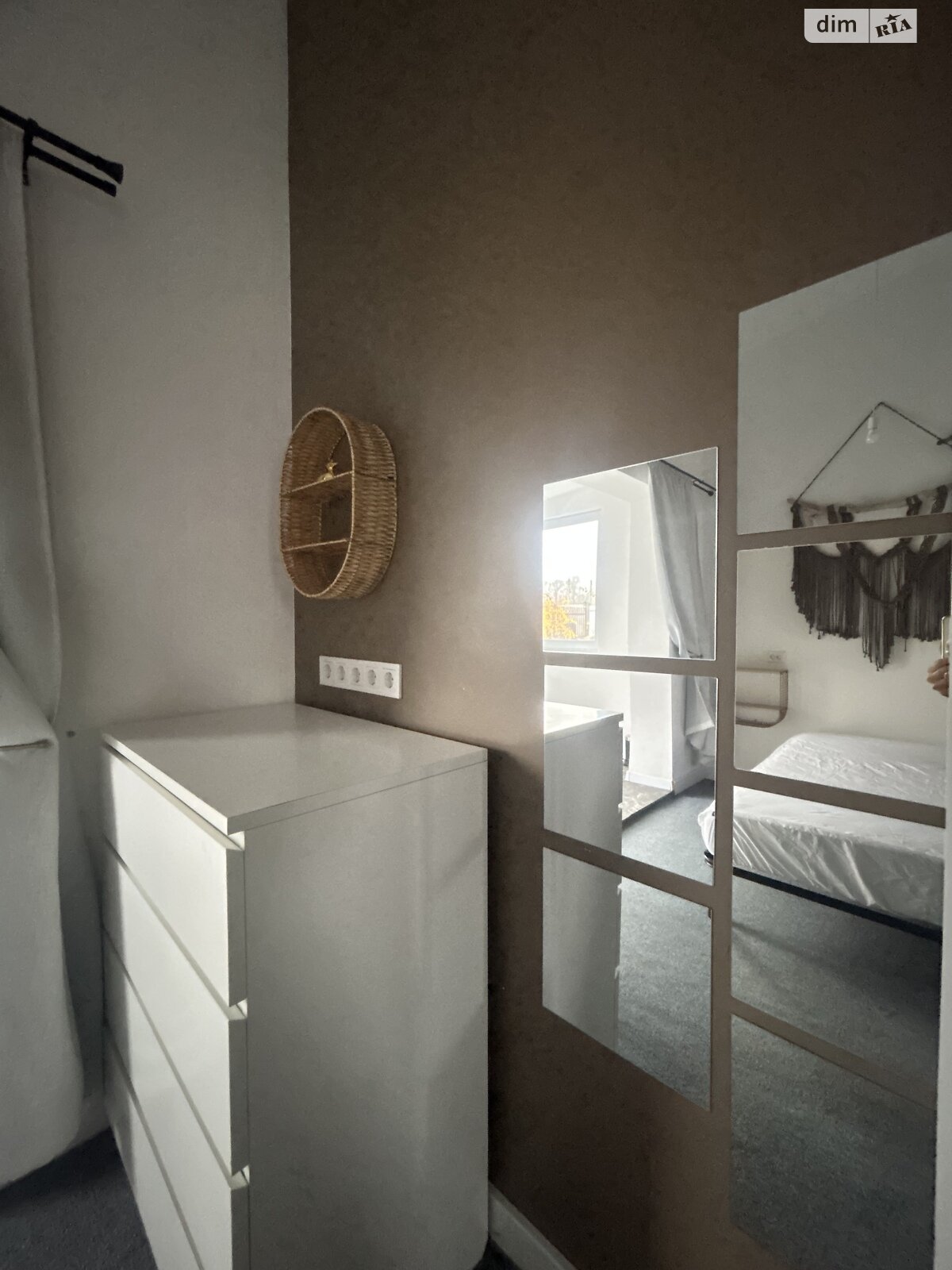 одноэтажный дом с верандой, 130 кв. м, кирпич. Сдается помесячно в Осещине фото 1