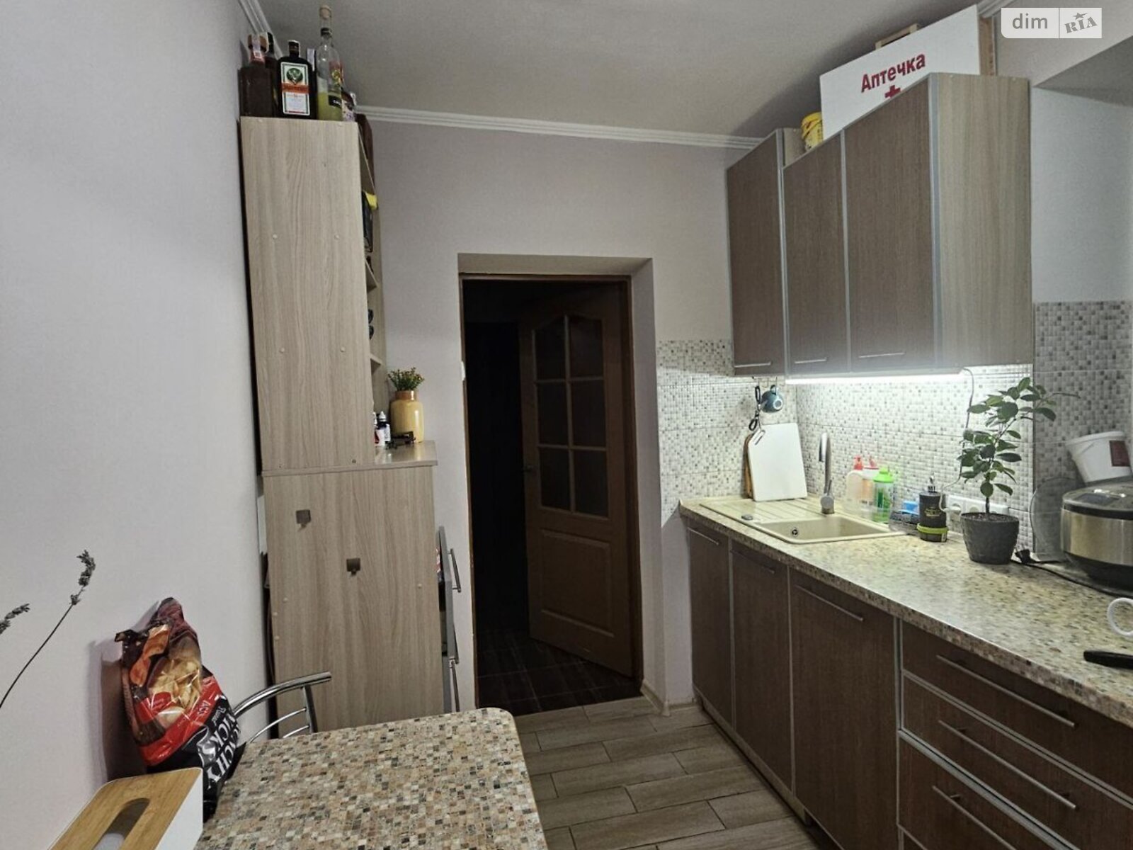 одноповерховий будинок з верандою, 123 кв. м, шлакоблок. Здається помісячно в Павлограде фото 1 одноповерховий будинок з верандою, 123 кв. м, шлакоблок. Здається помісячно в Павлограде фото 1