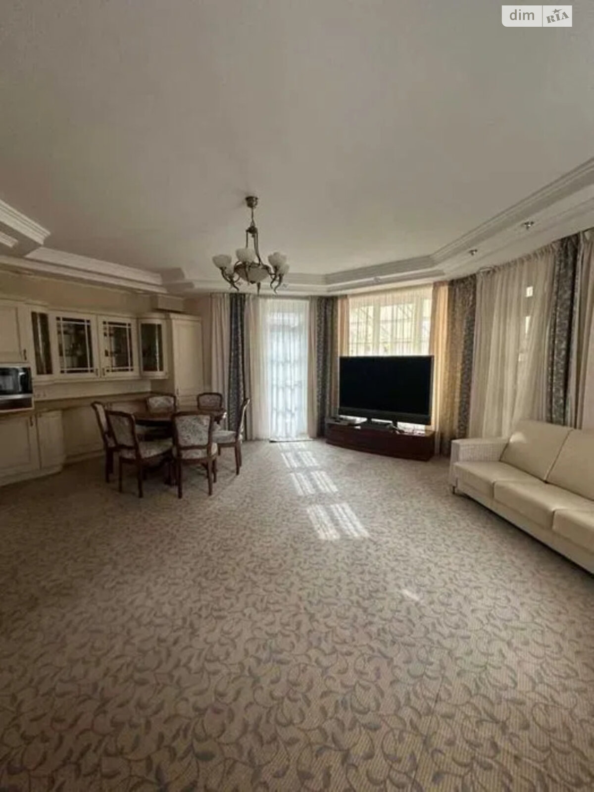 трехэтажный дом с верандой, 500 кв. м, кирпич. Сдается помесячно в Песчанке, в районе Амур фото 1 трехэтажный дом с верандой, 500 кв. м, кирпич. Сдается помесячно в Песчанке, в районе Амур фото 1