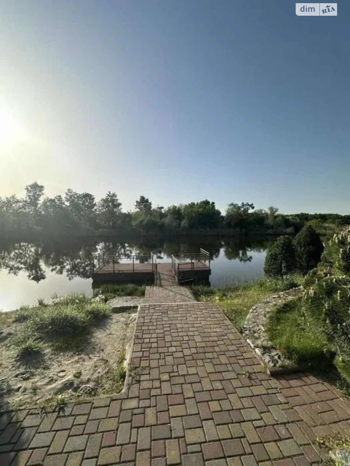 трехэтажный дом с верандой, 500 кв. м, кирпич. Сдается помесячно в Песчанке, в районе Амур фото 1 трехэтажный дом с верандой, 500 кв. м, кирпич. Сдается помесячно в Песчанке, в районе Амур фото 1