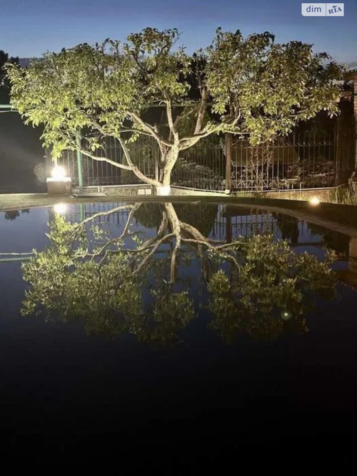 трехэтажный дом с верандой, 500 кв. м, кирпич. Сдается помесячно в Песчанке, в районе Амур фото 1 трехэтажный дом с верандой, 500 кв. м, кирпич. Сдается помесячно в Песчанке, в районе Амур фото 1