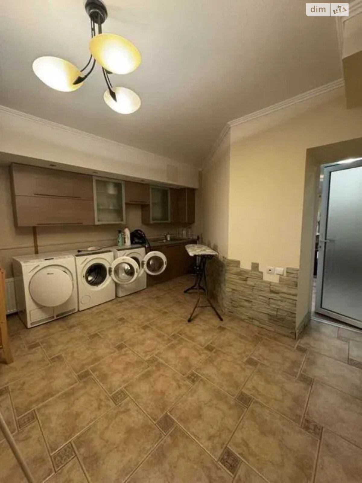 трехэтажный дом с верандой, 500 кв. м, кирпич. Сдается помесячно в Песчанке, в районе Амур фото 1 трехэтажный дом с верандой, 500 кв. м, кирпич. Сдается помесячно в Песчанке, в районе Амур фото 1