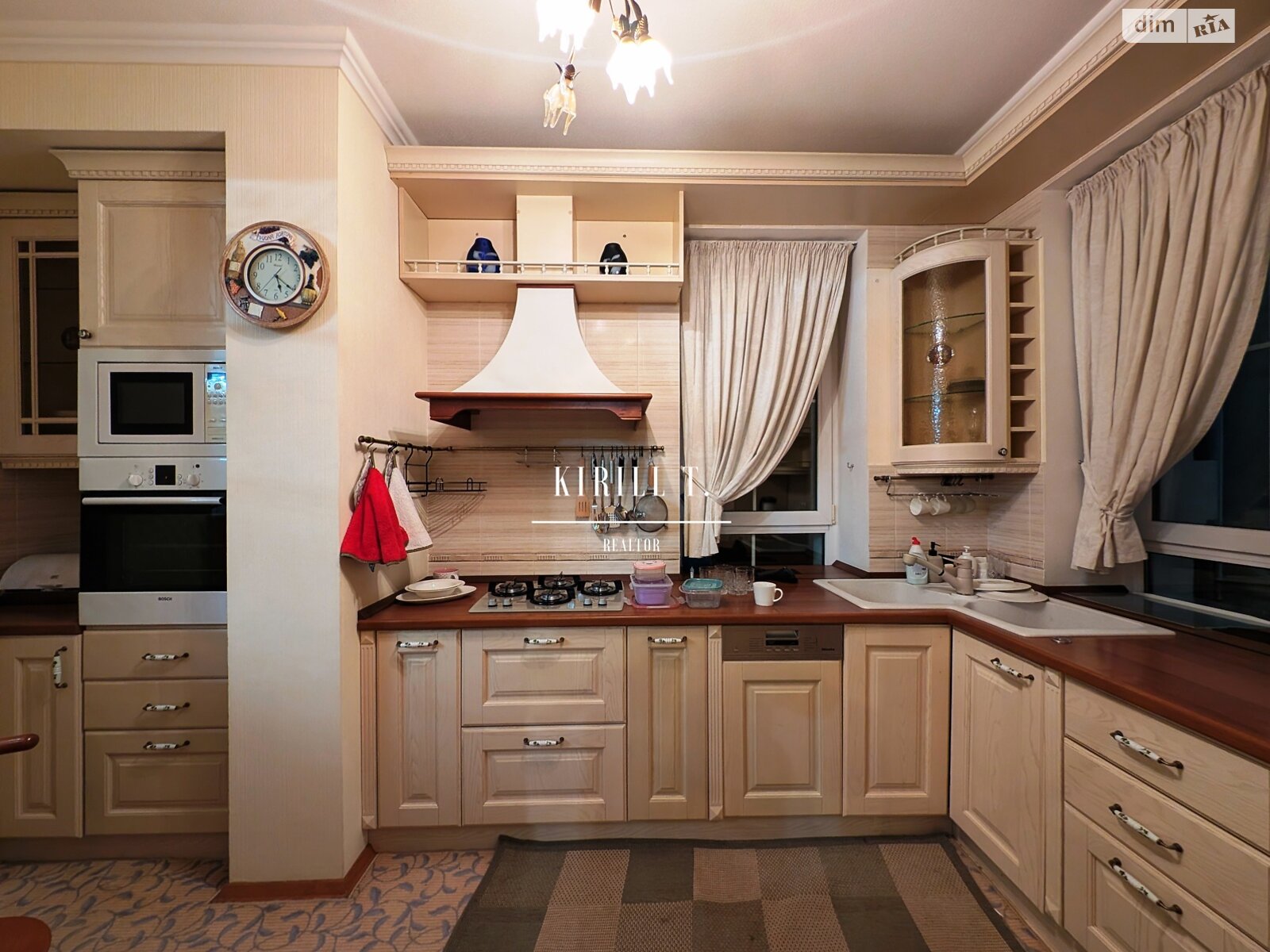 трехэтажный дом с верандой, 500 кв. м, кирпич. Сдается помесячно в Песчанке, в районе Амур фото 1 трехэтажный дом с верандой, 500 кв. м, кирпич. Сдается помесячно в Песчанке, в районе Амур фото 1