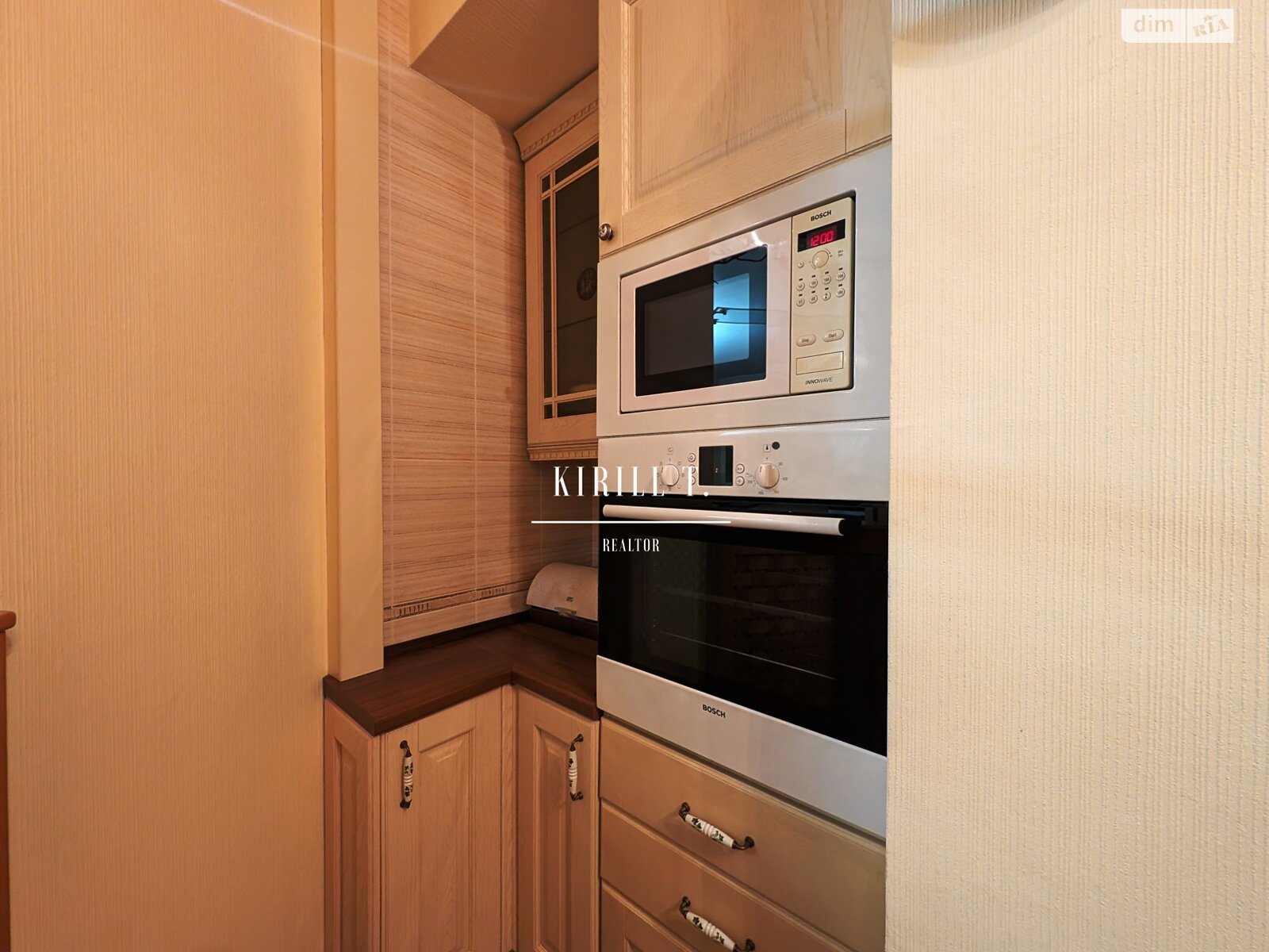 трехэтажный дом с верандой, 500 кв. м, кирпич. Сдается помесячно в Песчанке, в районе Амур фото 1 трехэтажный дом с верандой, 500 кв. м, кирпич. Сдается помесячно в Песчанке, в районе Амур фото 1