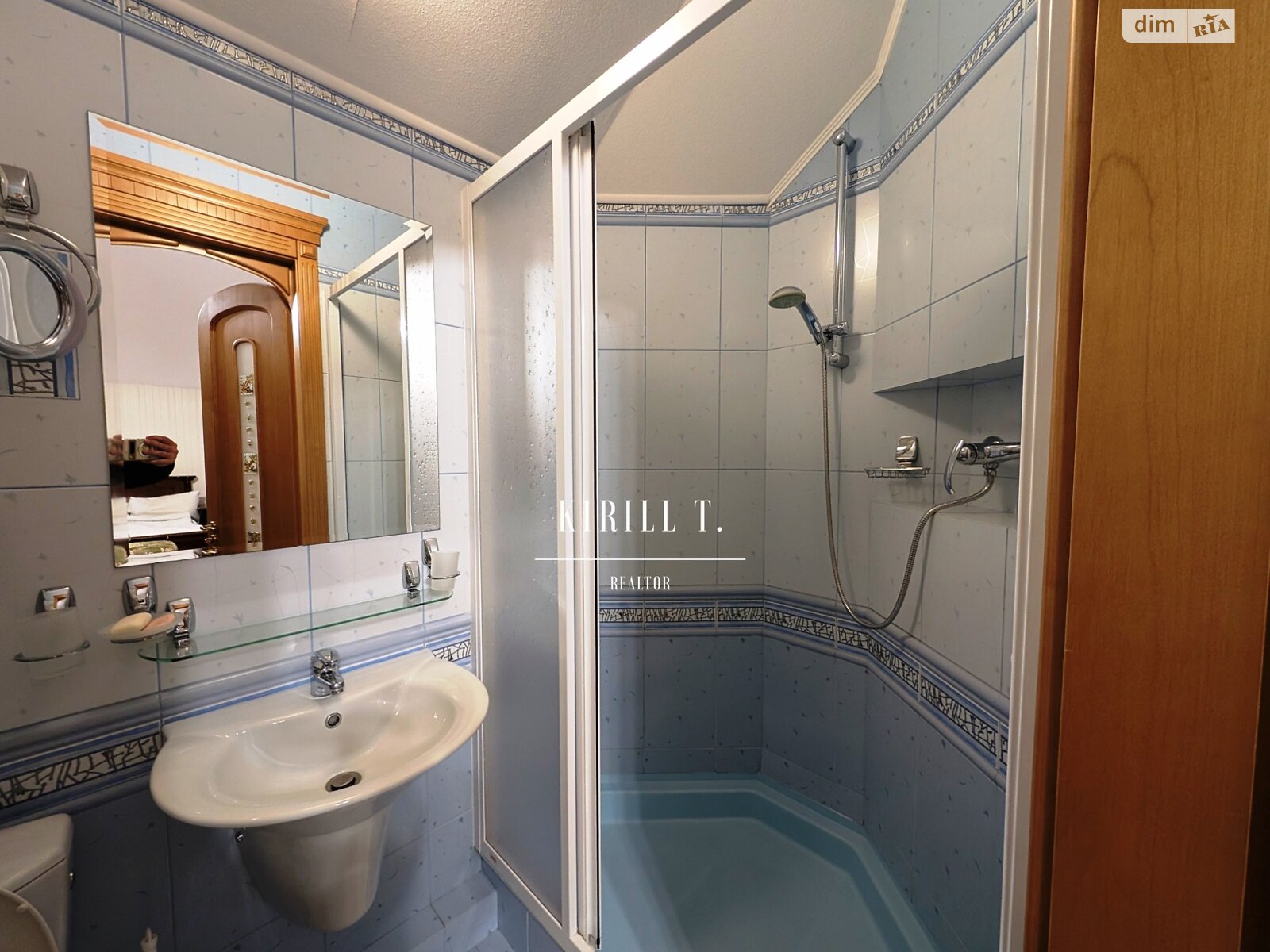 трехэтажный дом с верандой, 500 кв. м, кирпич. Сдается помесячно в Песчанке, в районе Амур фото 1 трехэтажный дом с верандой, 500 кв. м, кирпич. Сдается помесячно в Песчанке, в районе Амур фото 1