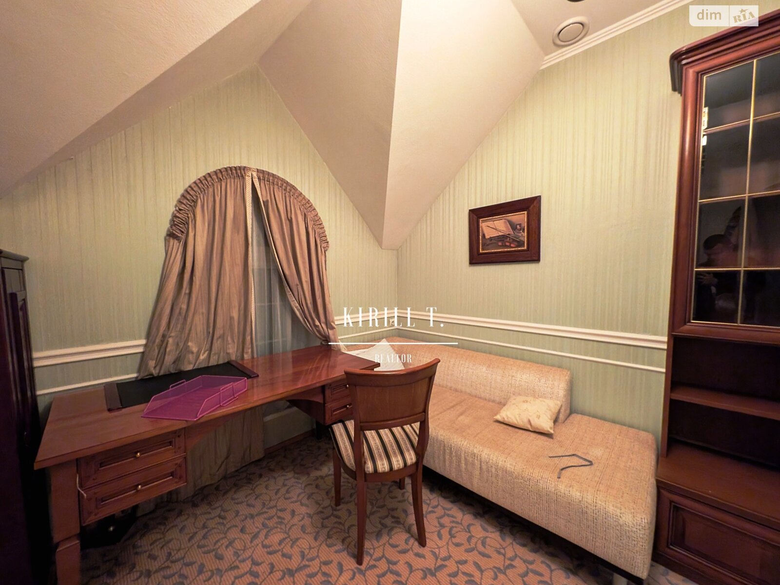 трехэтажный дом с верандой, 500 кв. м, кирпич. Сдается помесячно в Песчанке, в районе Амур фото 1 трехэтажный дом с верандой, 500 кв. м, кирпич. Сдается помесячно в Песчанке, в районе Амур фото 1