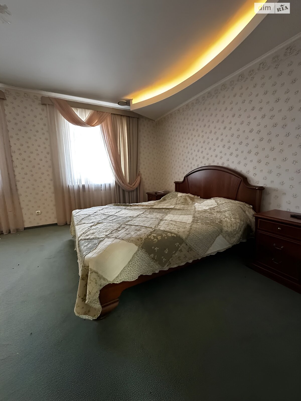 триповерховий будинок з верандою, 220 кв. м, цегла. Здається помісячно в Піщанці фото 1 трипроверховий будинок з верандою, 220 кв. м, цегла. Здається помісячно в Піщанці фото 1
