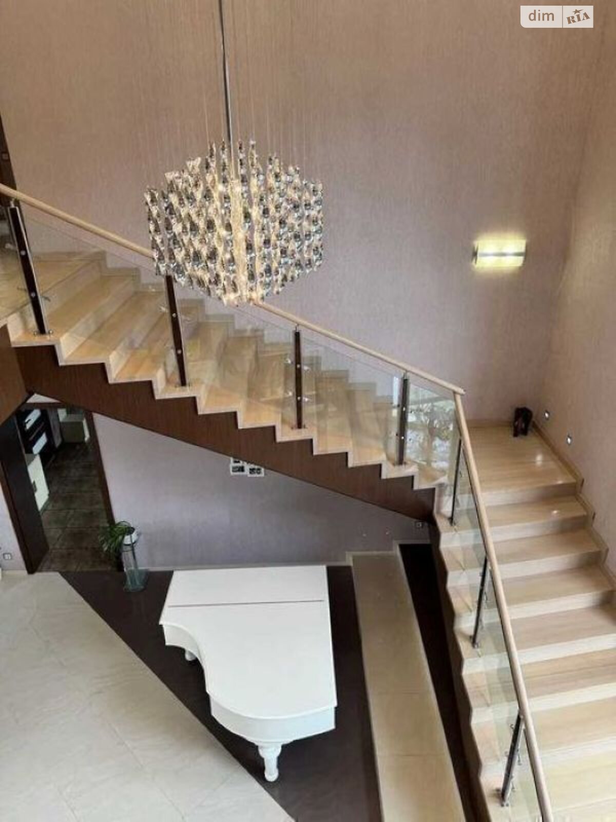 двухэтажный дом с верандой, 265 кв. м, газобетон. Сдается помесячно в Песчанке фото 1 двухэтажный дом с верандой, 265 кв. м, газобетон. Сдается помесячно в Песчанке фото 1