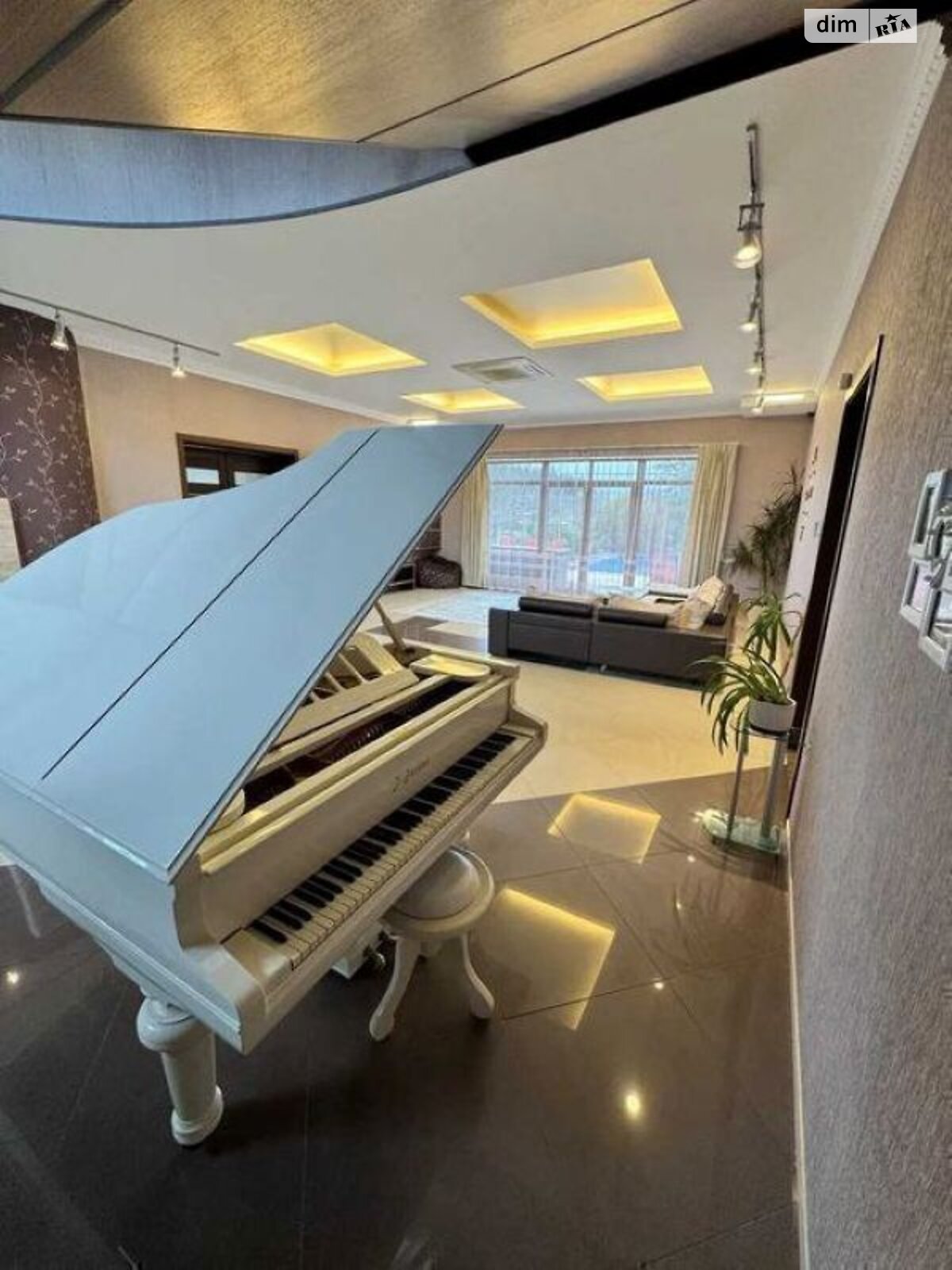 двухэтажный дом с верандой, 265 кв. м, газобетон. Сдается помесячно в Песчанке фото 1 двухэтажный дом с верандой, 265 кв. м, газобетон. Сдается помесячно в Песчанке фото 1