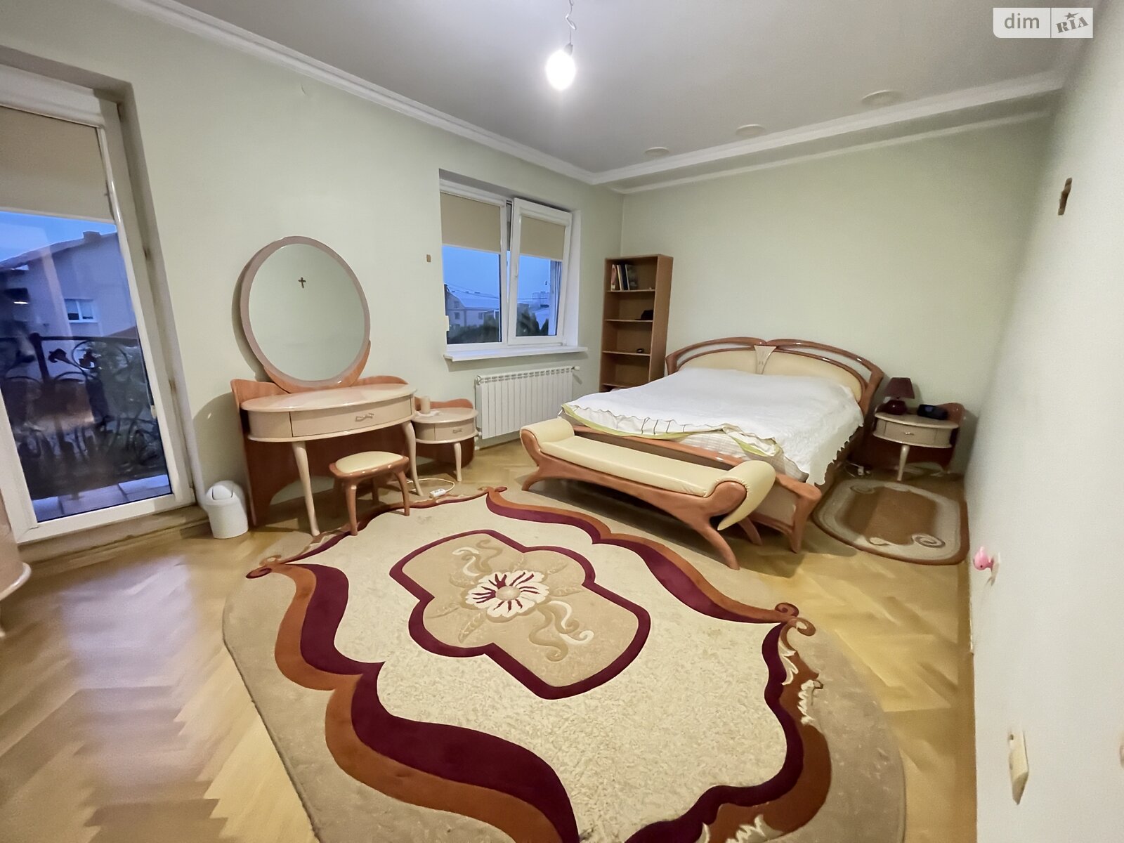 триповерховий будинок, 190 кв. м, цегла. Здається помісячно в Петрикові фото 1 триповерховий будинок, 190 кв. м, цегла. Здається помісячно в Петрикові фото 1