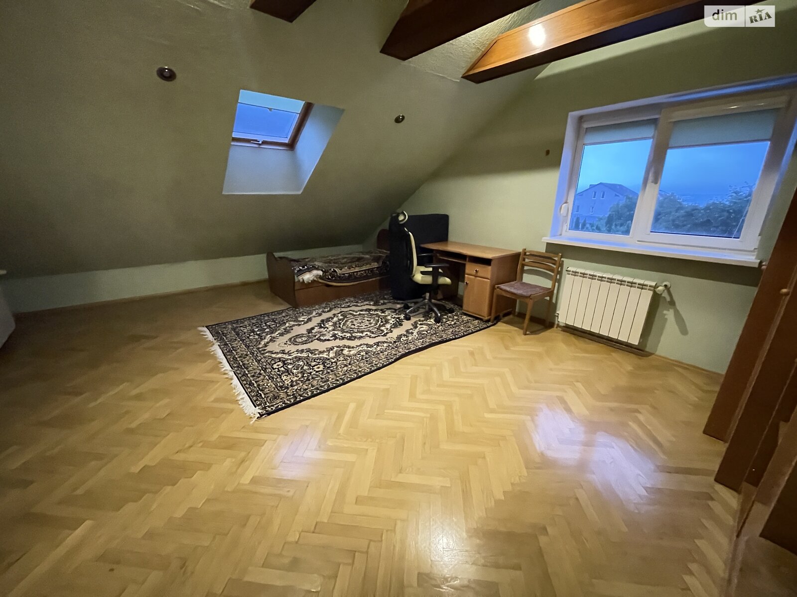 триповерховий будинок, 190 кв. м, цегла. Здається помісячно в Петрикові фото 1 триповерховий будинок, 190 кв. м, цегла. Здається помісячно в Петрикові фото 1