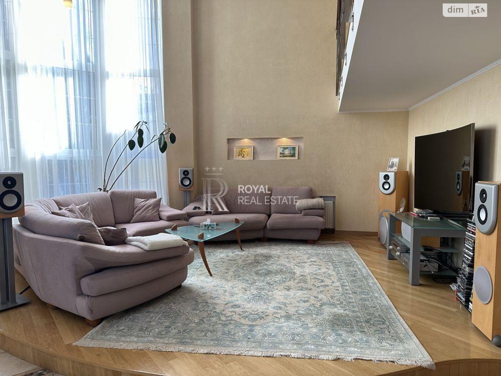 двухэтажный дом с гаражом, 428.8 кв. м, кирпич. Сдается помесячно в Петропавловской Борщаговке фото 1 двухэтажный дом с гаражом, 428.8 кв. м, кирпич. Сдается помесячно в Петропавловской Борщаговке фото 1