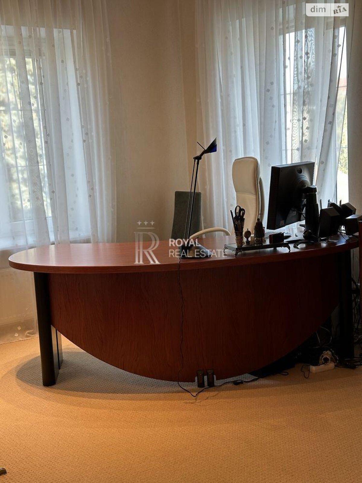 двухэтажный дом с гаражом, 428.8 кв. м, кирпич. Сдается помесячно в Петропавловской Борщаговке фото 1 двухэтажный дом с гаражом, 428.8 кв. м, кирпич. Сдается помесячно в Петропавловской Борщаговке фото 1