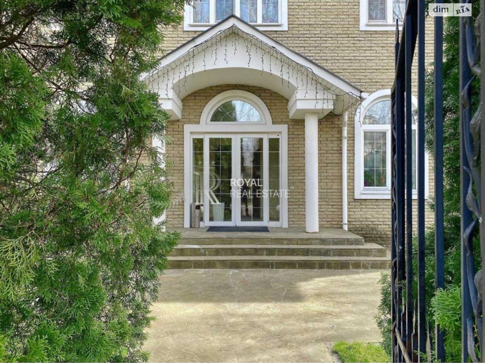 двухэтажный дом с гаражом, 428.8 кв. м, кирпич. Сдается помесячно в Петропавловской Борщаговке фото 1 двухэтажный дом с гаражом, 428.8 кв. м, кирпич. Сдается помесячно в Петропавловской Борщаговке фото 1