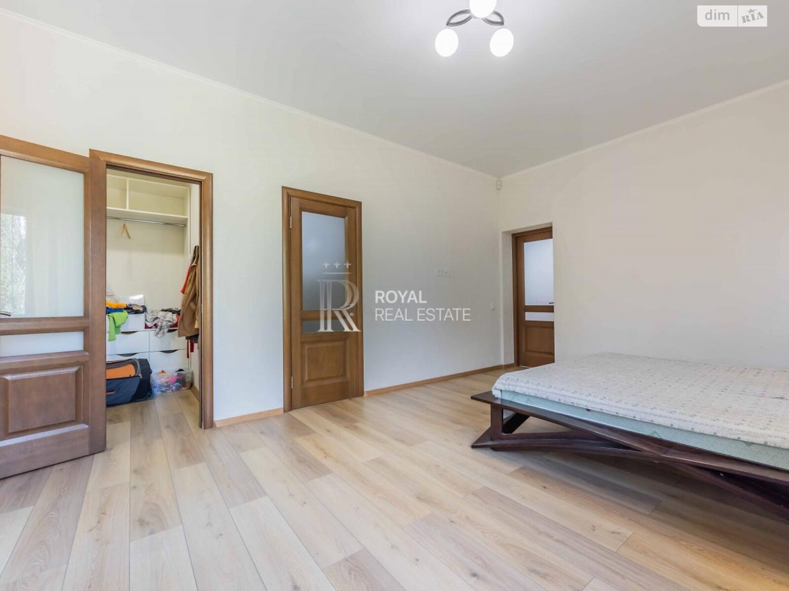 двоповерховий будинок з гаражем, 297.2 кв. м, цегла. Здається помісячно в Петропавлівській Борщагівці фото 1 двоповерховий будинок з гаражем, 297.2 кв. м, цегла. Здається помісячно в Петропавлівській Борщагівці фото 1