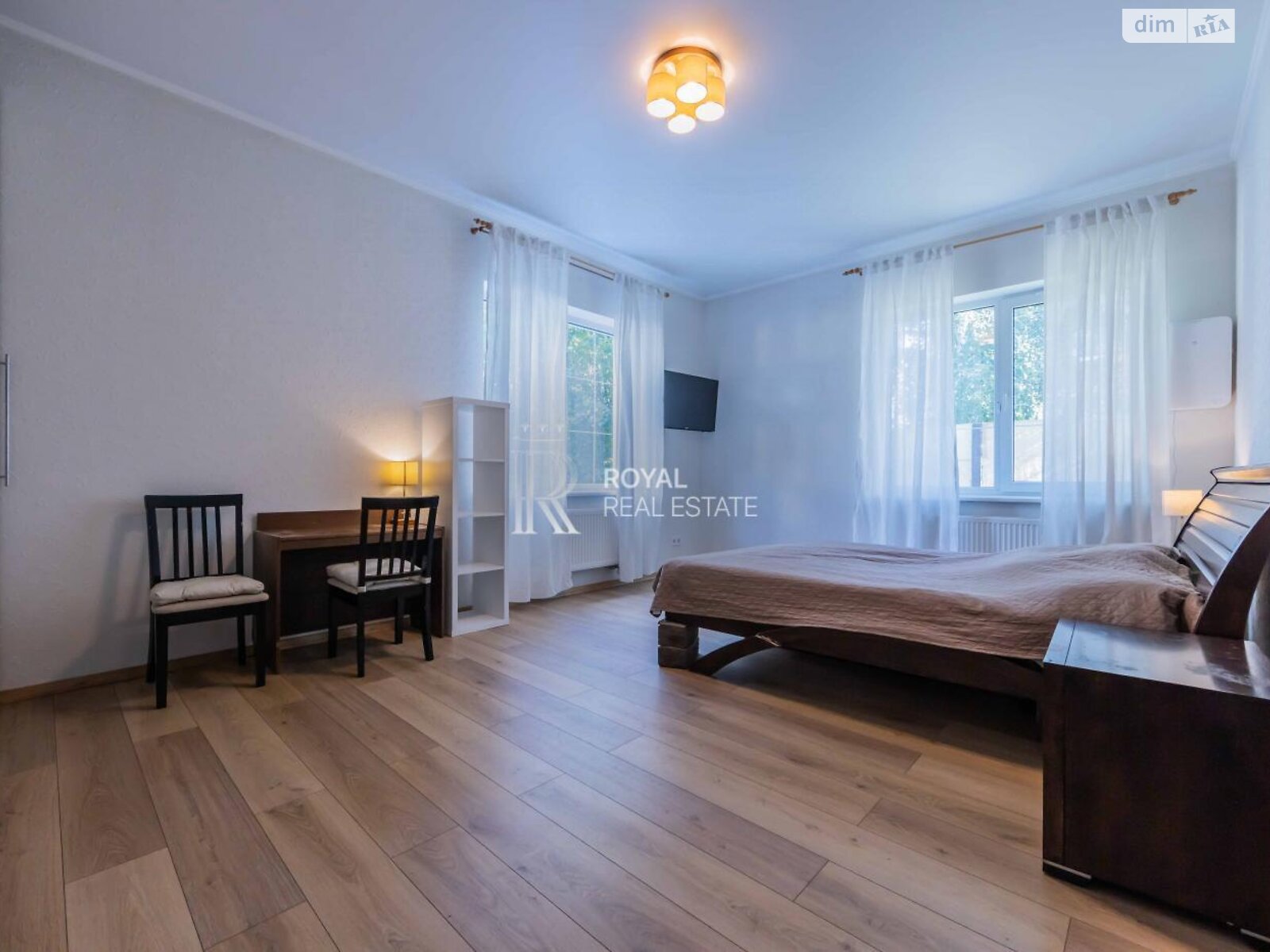 двоповерховий будинок з гаражем, 297.2 кв. м, цегла. Здається помісячно в Петропавлівській Борщагівці фото 1 двоповерховий будинок з гаражем, 297.2 кв. м, цегла. Здається помісячно в Петропавлівській Борщагівці фото 1