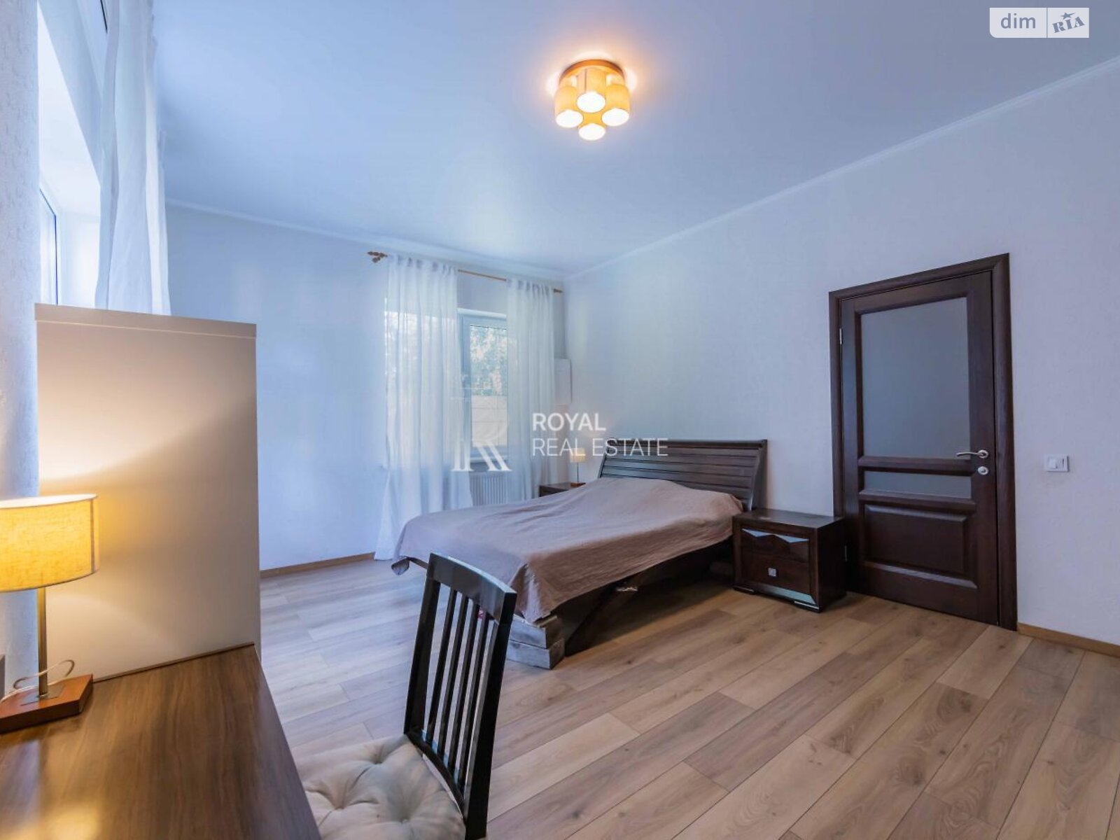 двоповерховий будинок з гаражем, 297.2 кв. м, цегла. Здається помісячно в Петропавлівській Борщагівці фото 1 двоповерховий будинок з гаражем, 297.2 кв. м, цегла. Здається помісячно в Петропавлівській Борщагівці фото 1