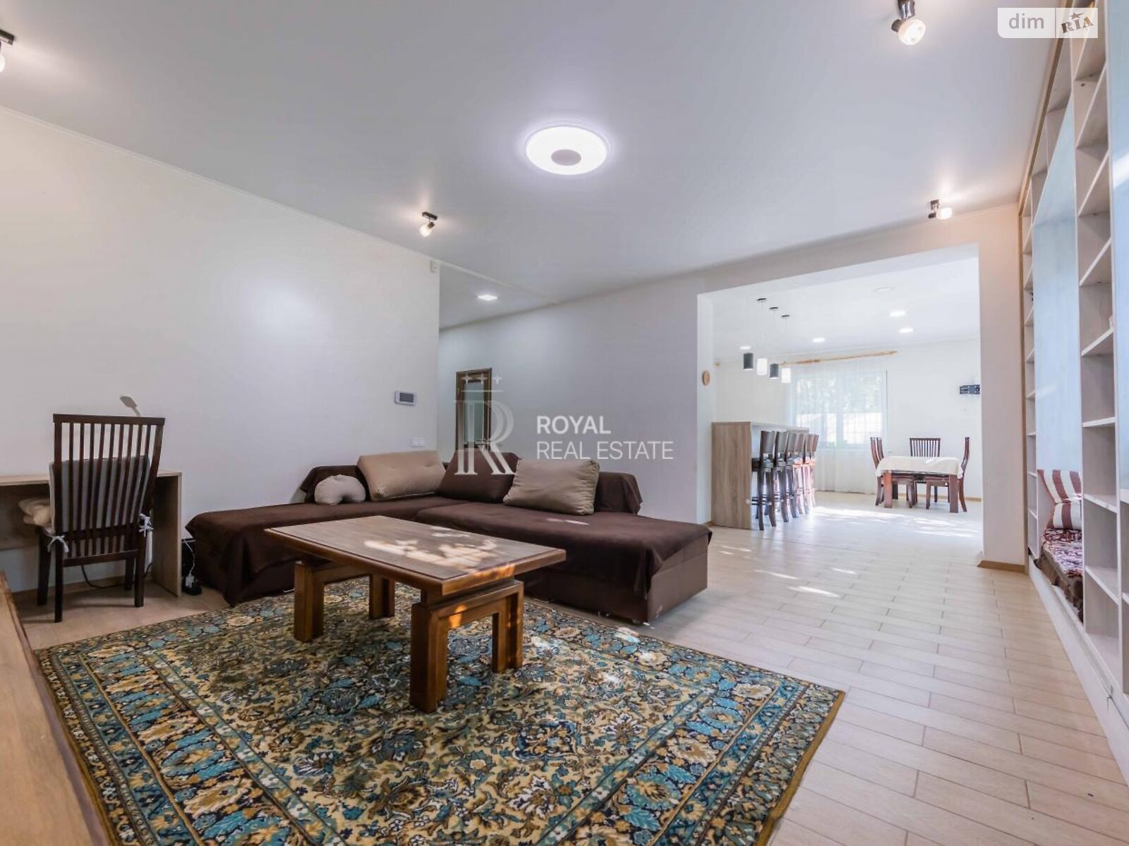 двоповерховий будинок з гаражем, 297.2 кв. м, цегла. Здається помісячно в Петропавлівській Борщагівці фото 1 двоповерховий будинок з гаражем, 297.2 кв. м, цегла. Здається помісячно в Петропавлівській Борщагівці фото 1