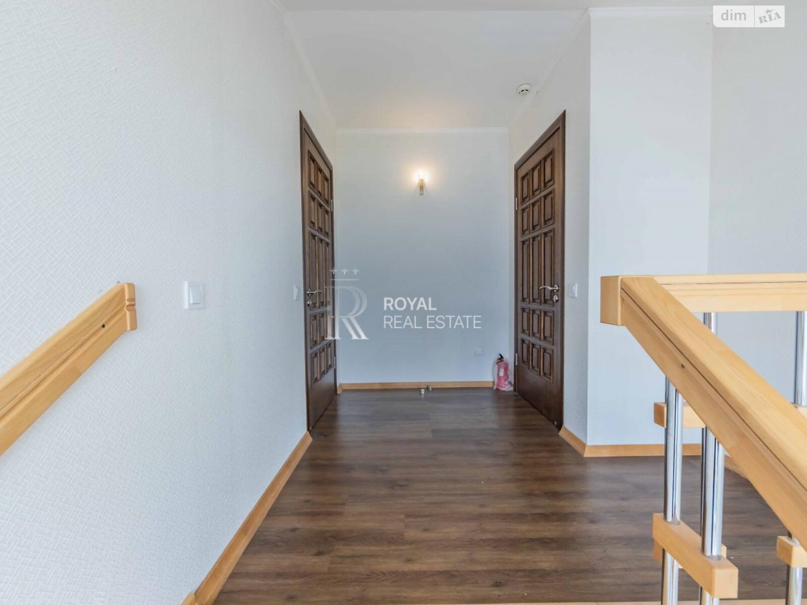 двоповерховий будинок з гаражем, 297.2 кв. м, цегла. Здається помісячно в Петропавлівській Борщагівці фото 1 двоповерховий будинок з гаражем, 297.2 кв. м, цегла. Здається помісячно в Петропавлівській Борщагівці фото 1